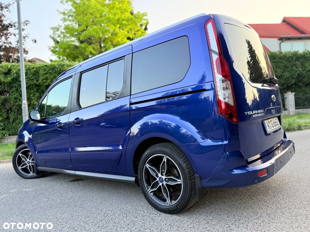 Ford Tourneo Connect Grand - 5