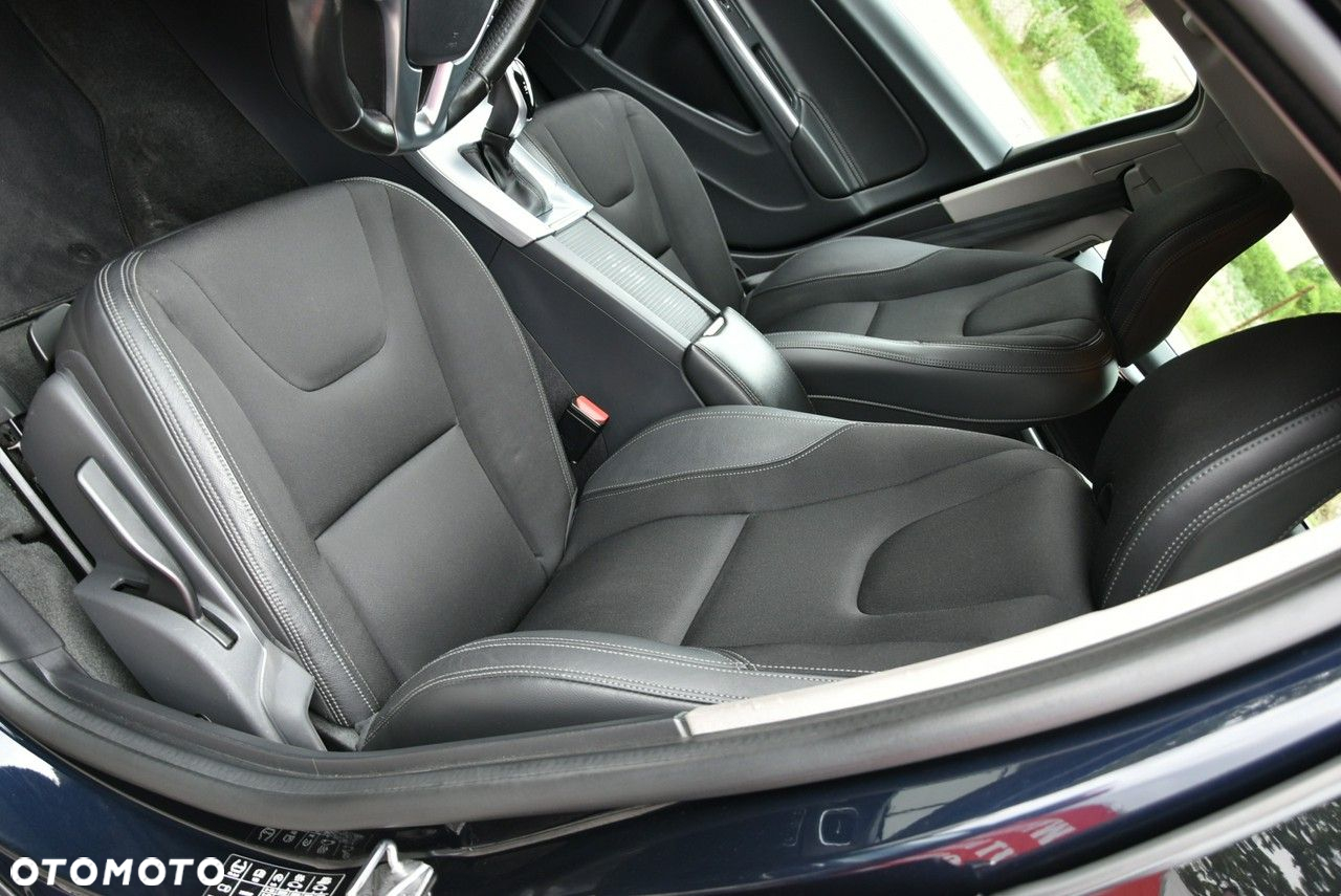 Volvo V60 - 27