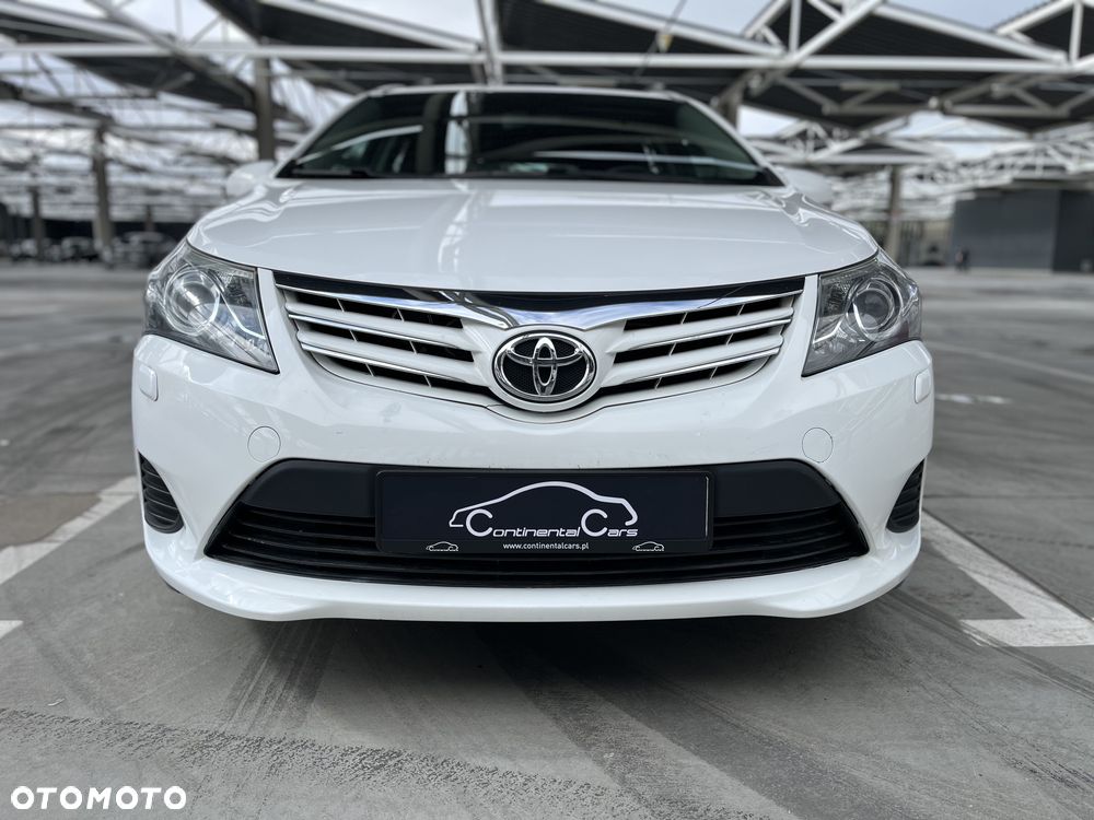 Toyota Avensis 1.6 Comfort - 5