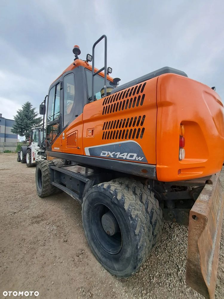 Doosan DX140W-5 - 4