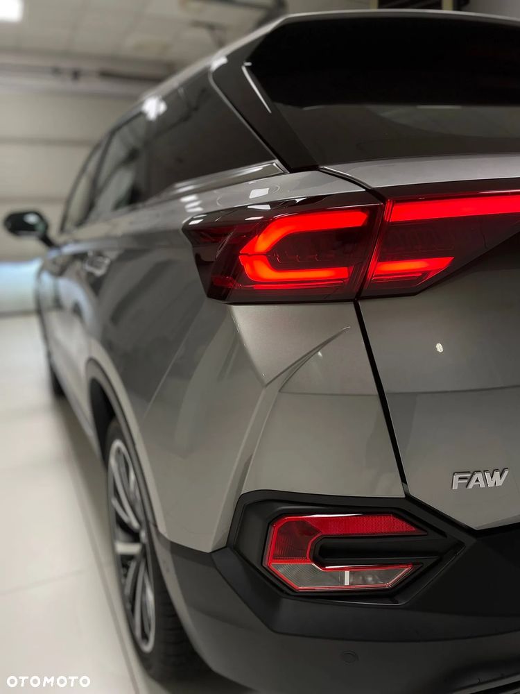 Bestune T77 1.5T Elegance DCT - 8