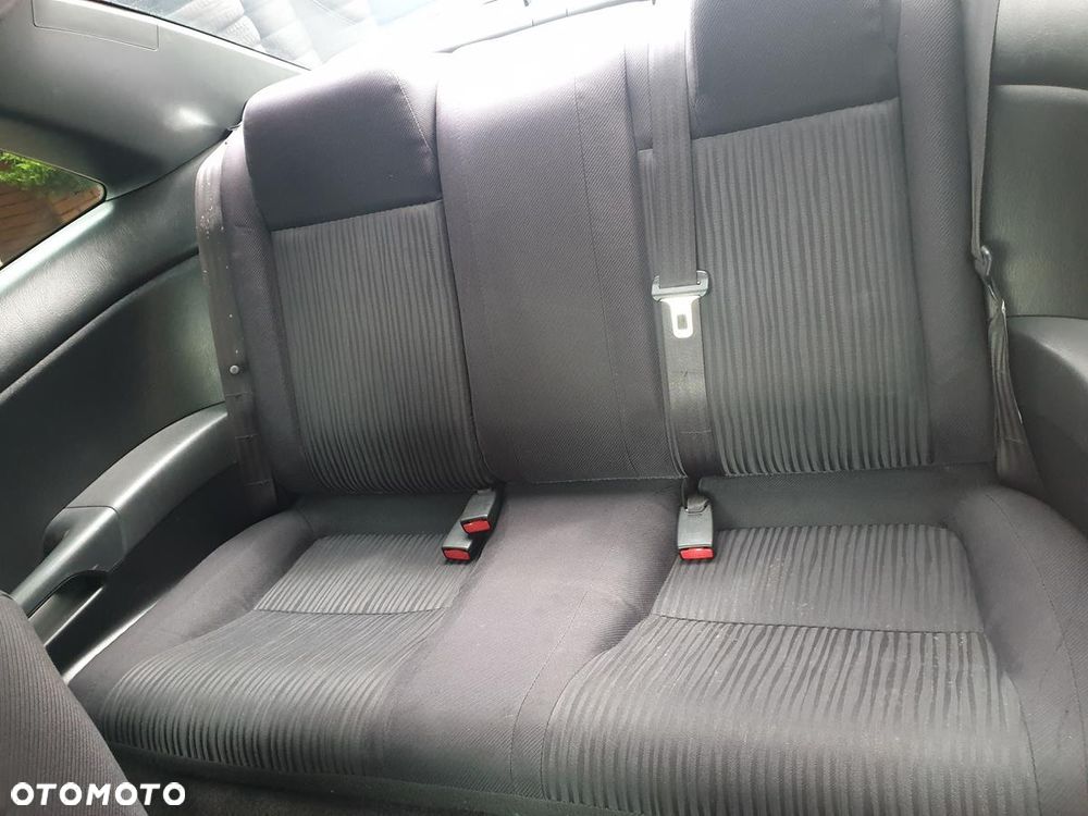Honda Civic 1.7 ES - 9