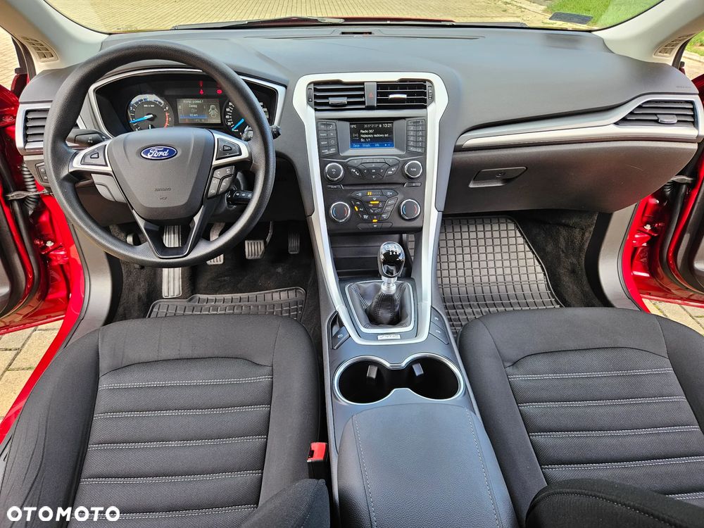 Ford Mondeo 1.5 EcoBoost Ambiente Plus - 19