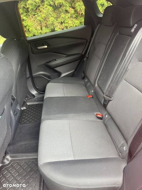 Nissan Qashqai 1.3 DIG-T N-Connecta DCT - 14