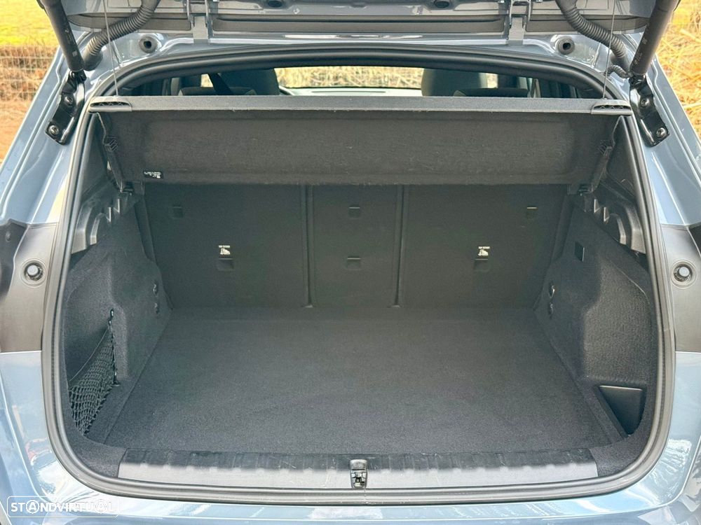 BMW iX1 eDrive20 Pack Desportivo M - 14
