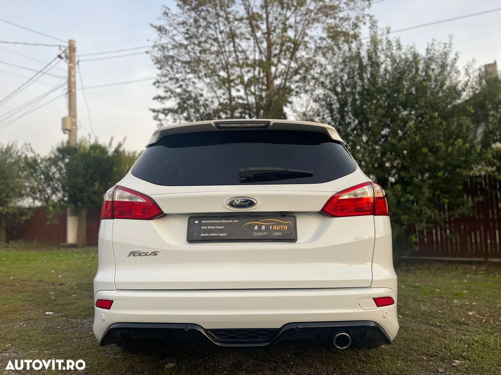 Ford Focus Turnier 1.6 EcoBoost Start-Stopp-System Titanium - 6