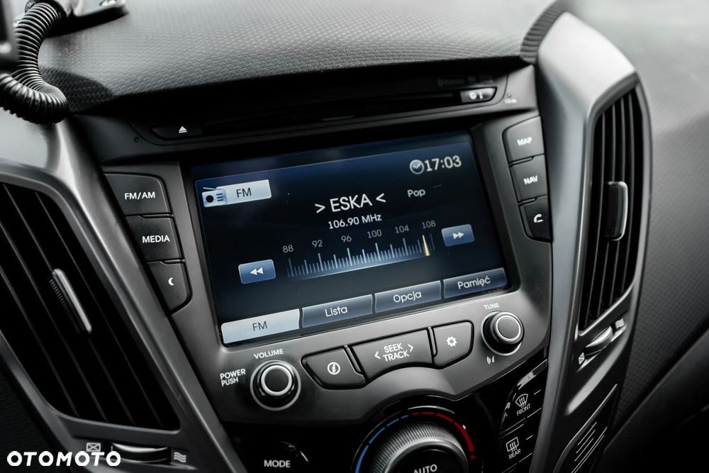 Hyundai Veloster 1.6 Turbo Premium - 33