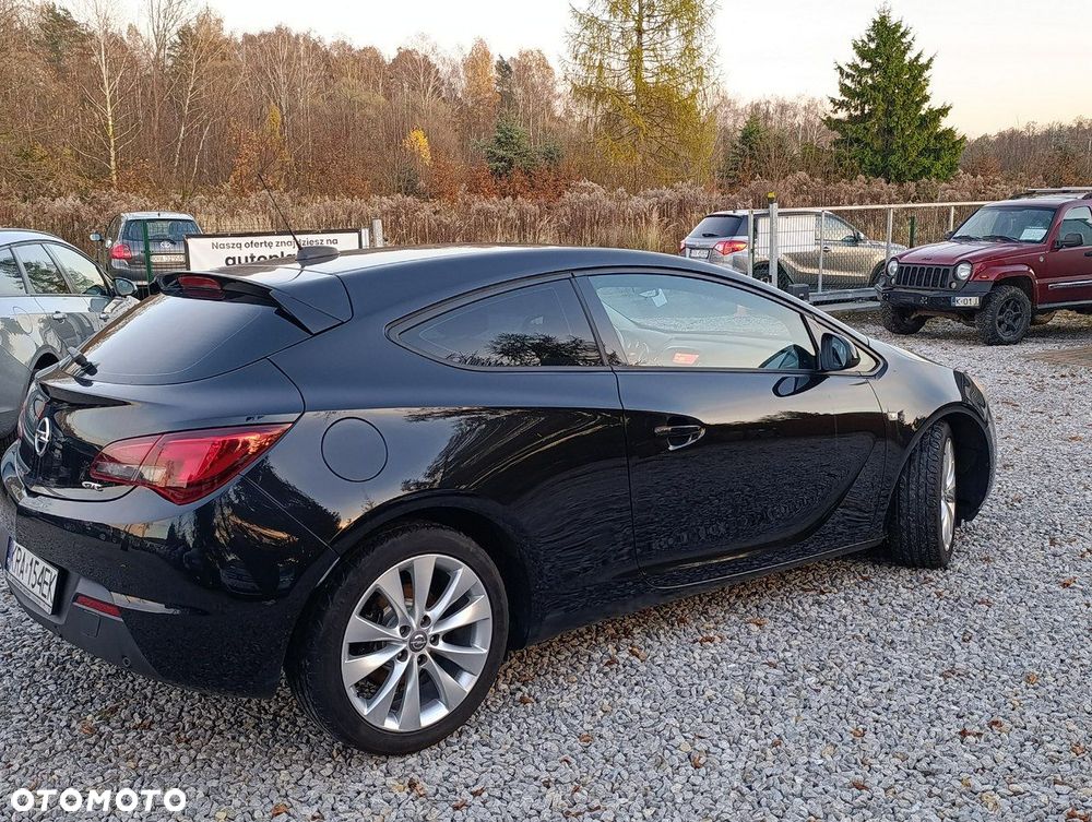 Opel Astra GTC 1.4 Turbo - 8