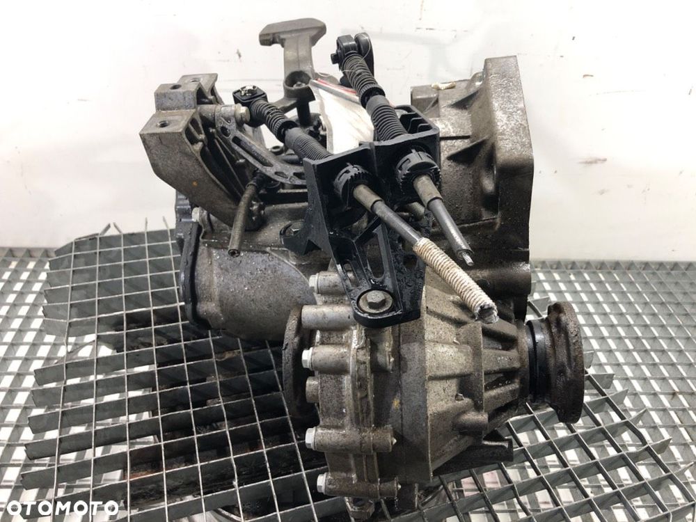 SKRZYNIA BIEGÓW  VW GOLF VII (5G1, BQ1, BE1, BE2) 2012 - 2022 1.6 TDI 81 kW [110 KM] olej napędowy - 5