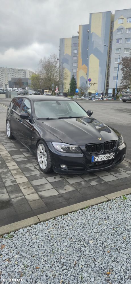 BMW Seria 3 320d DPF - 1