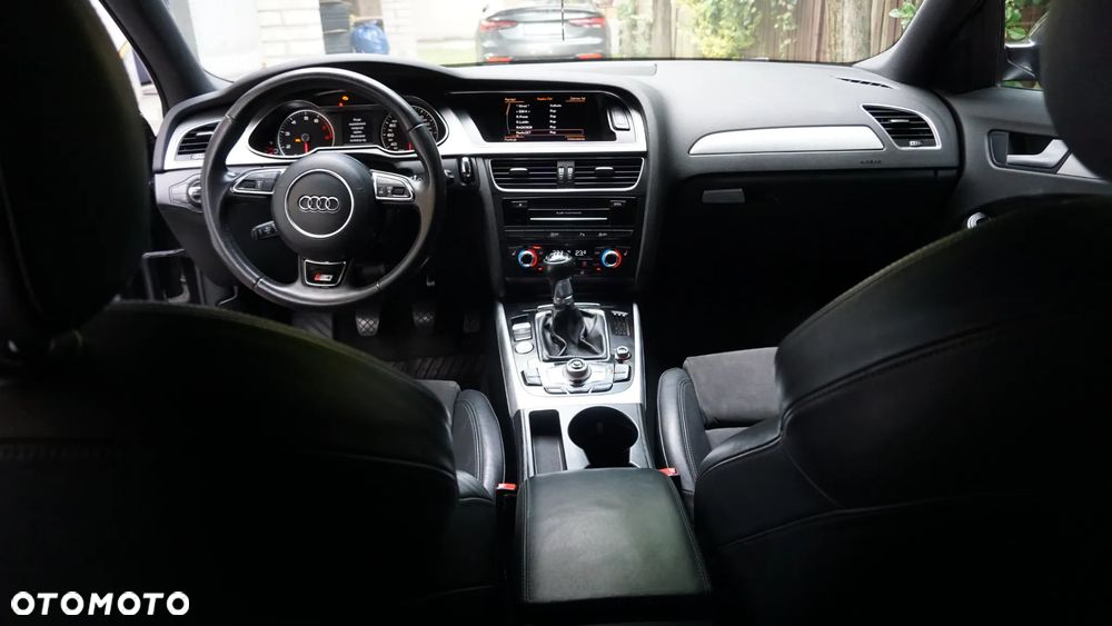 Audi A4 Limousine 1.8 TFSI quattro Ambition - 19