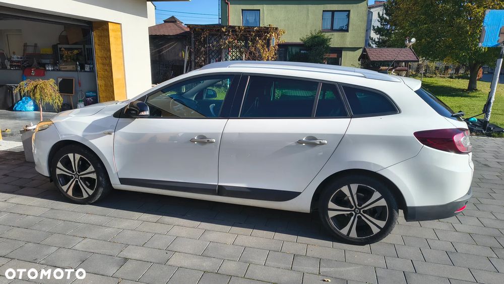 Renault Megane 2011 photo 3