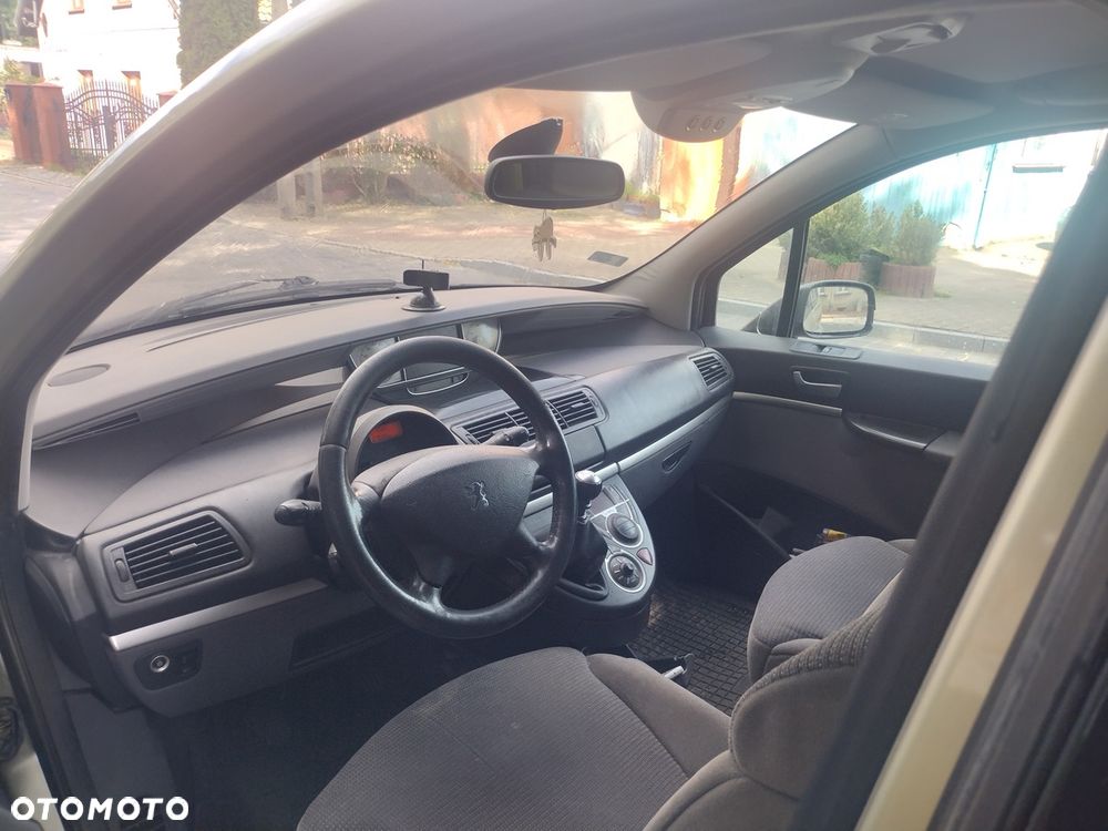Peugeot 807 2.0 HDi Premium - 5