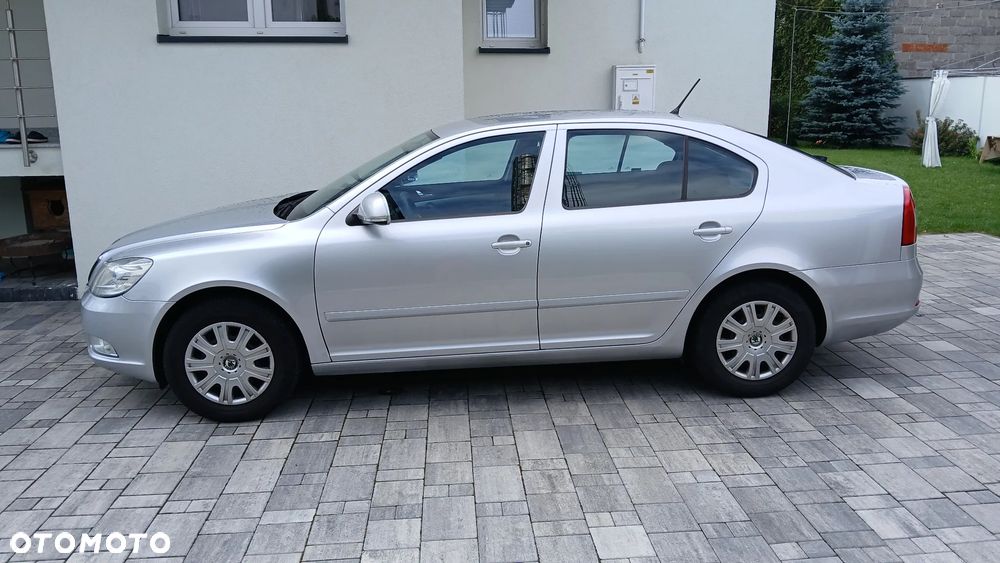 Skoda Octavia 1.6 TDI Ambiente - 4