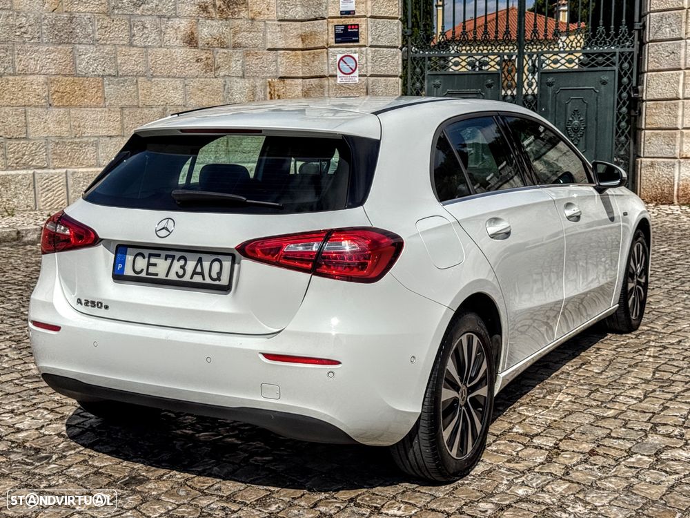 Mercedes-Benz A 250 - 6