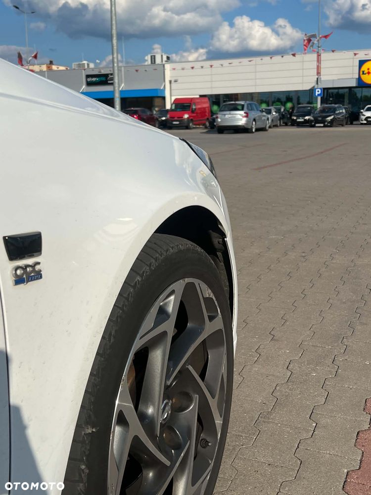 Opel Insignia - 13