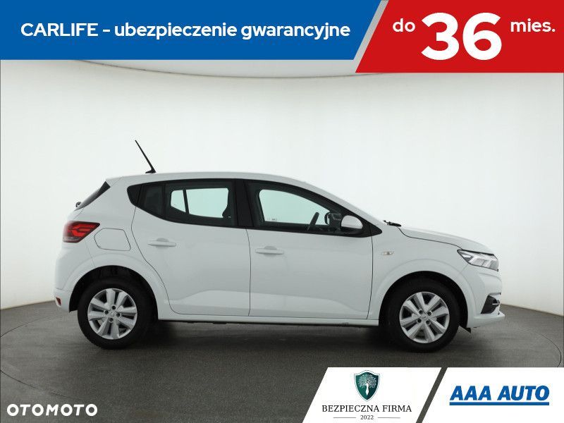 Dacia Sandero - 8