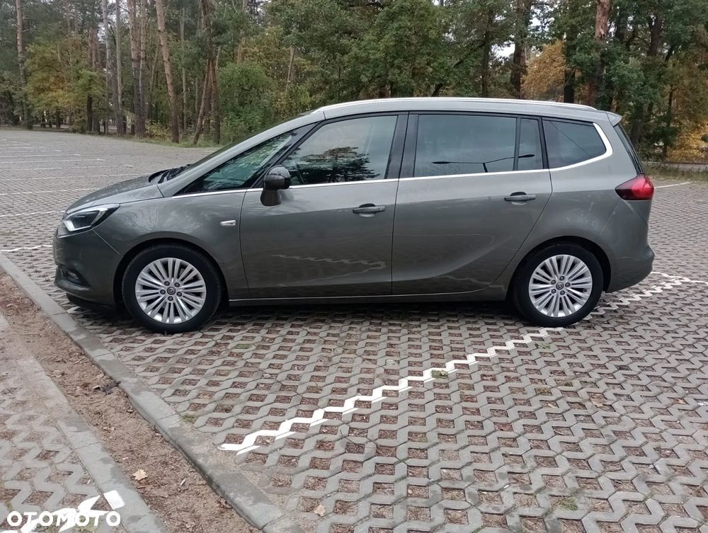 Opel Zafira 2.0 D (CDTI ecoFLEX) Start/Stop ON - 4