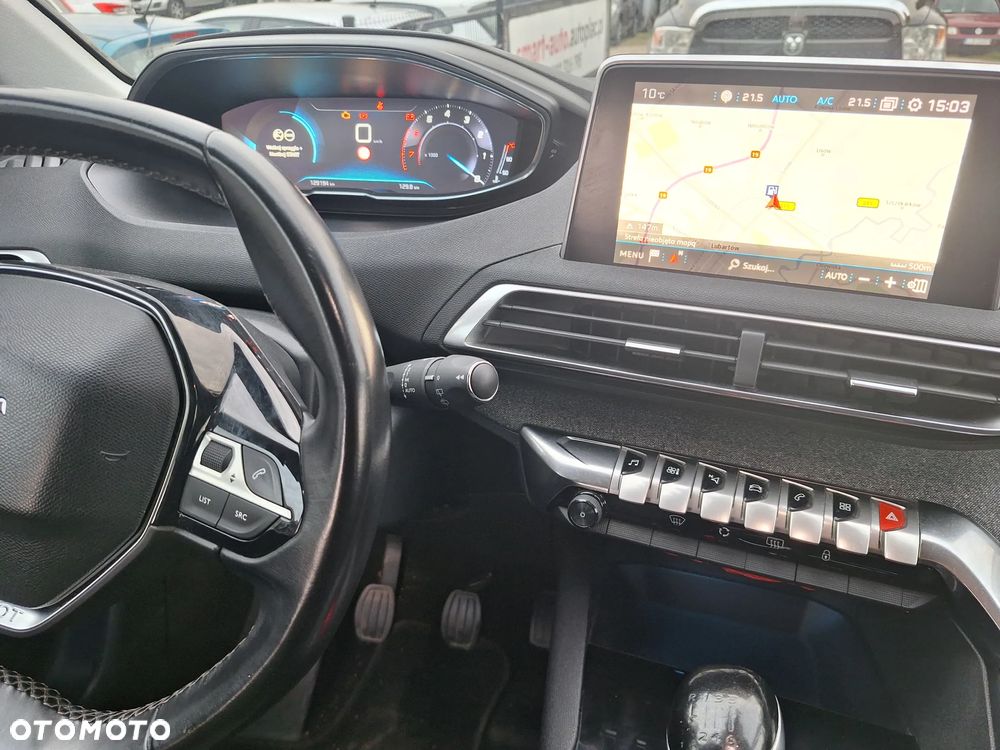 Peugeot 3008 1.2 PureTech Allure S&S - 15