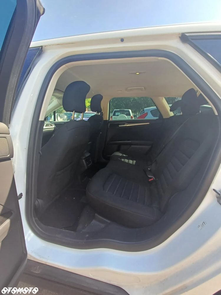 Ford Mondeo 2.0 TDCi ECOnetic Start-Stopp Business Edition - 16