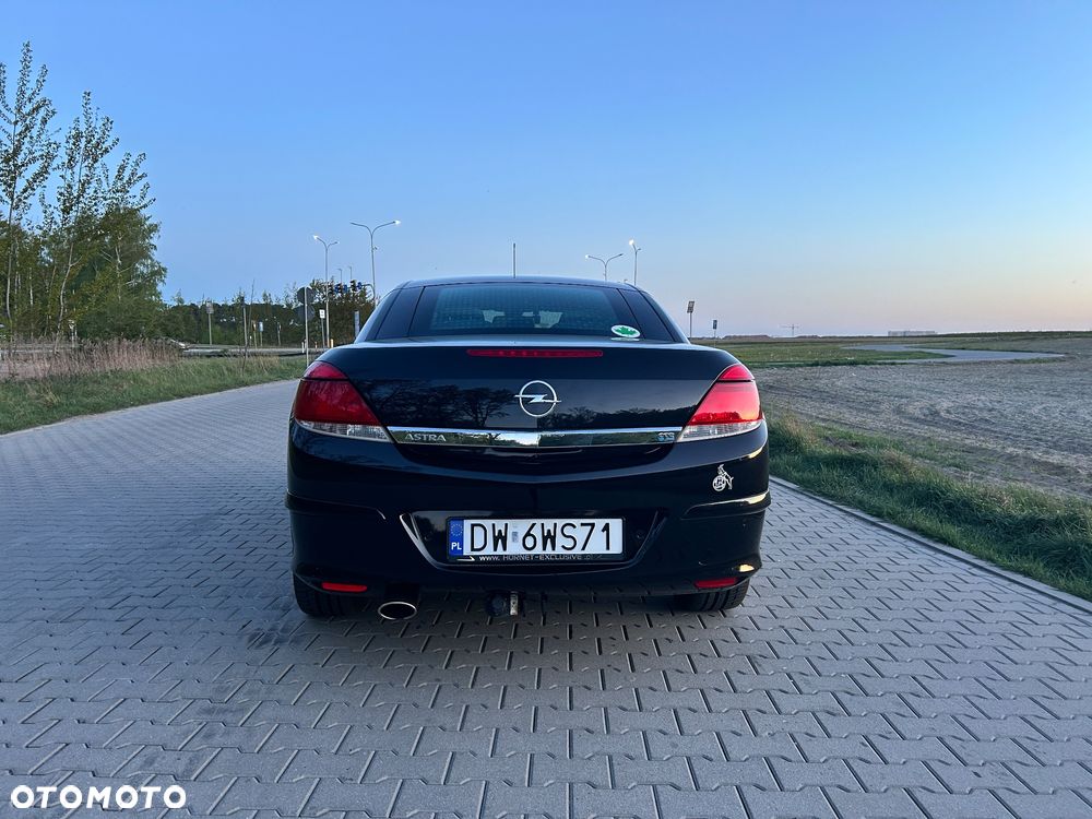 Opel Astra 1.8 Cosmo - 4