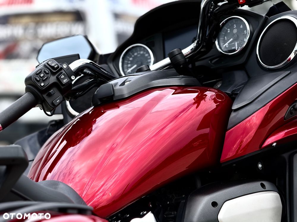Yamaha Venture - 21