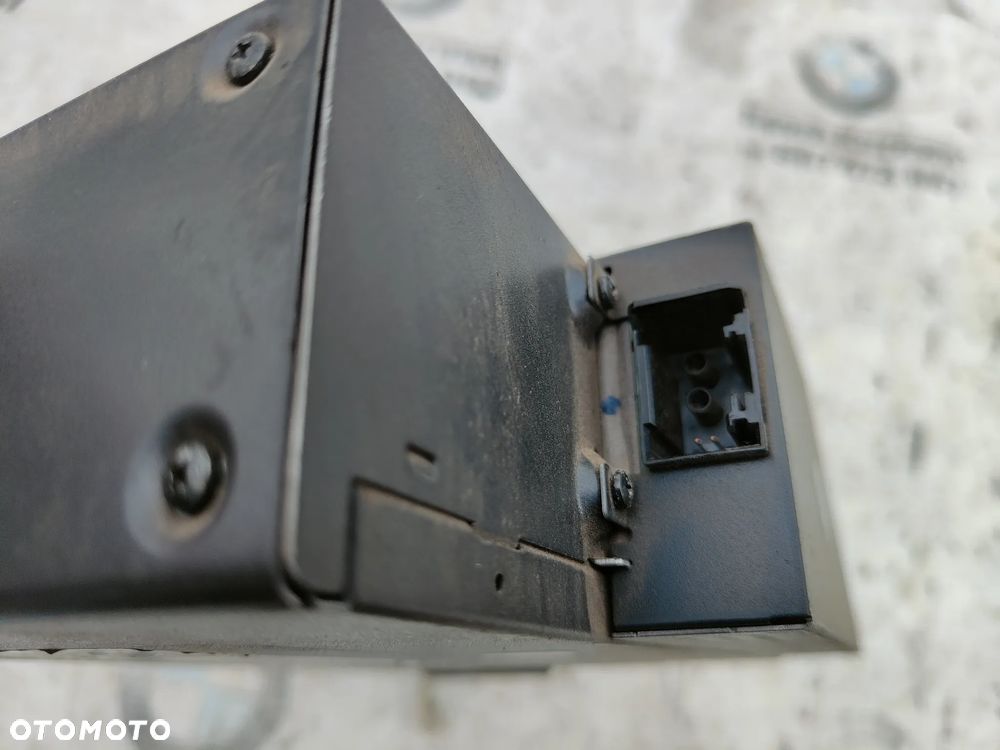 BMW E87 E81 E90 E91 Zmieniarka CD z magazynkiem 9181326 - 6