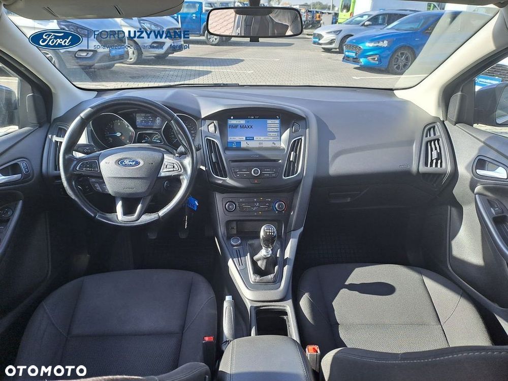 Ford Focus - 10