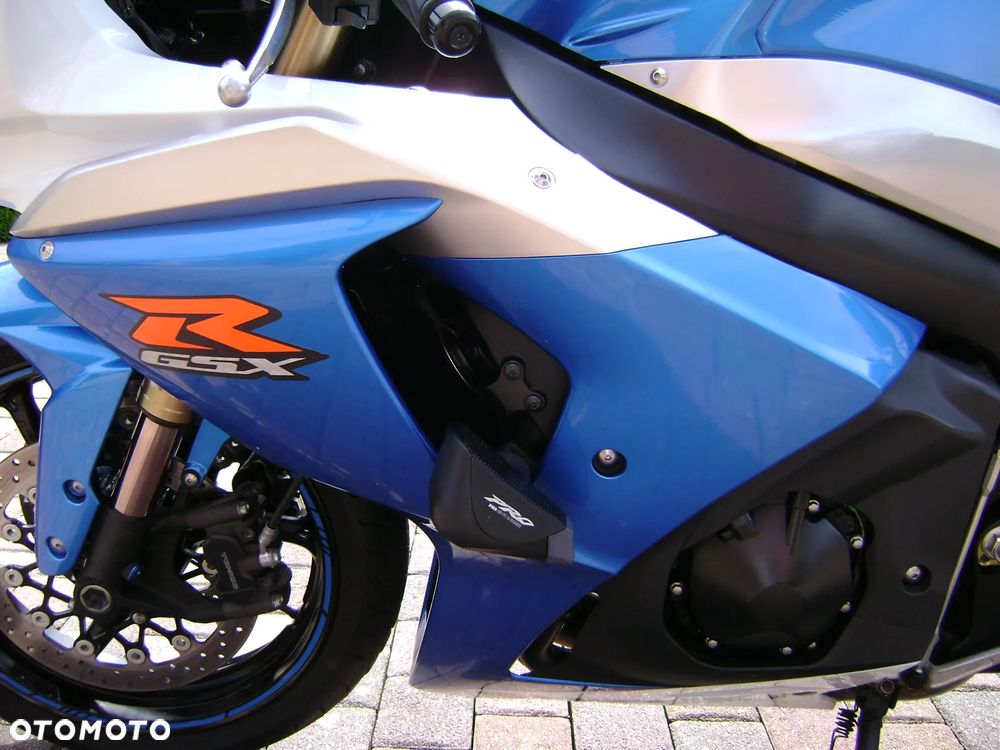 Suzuki GSX 1000 - 11