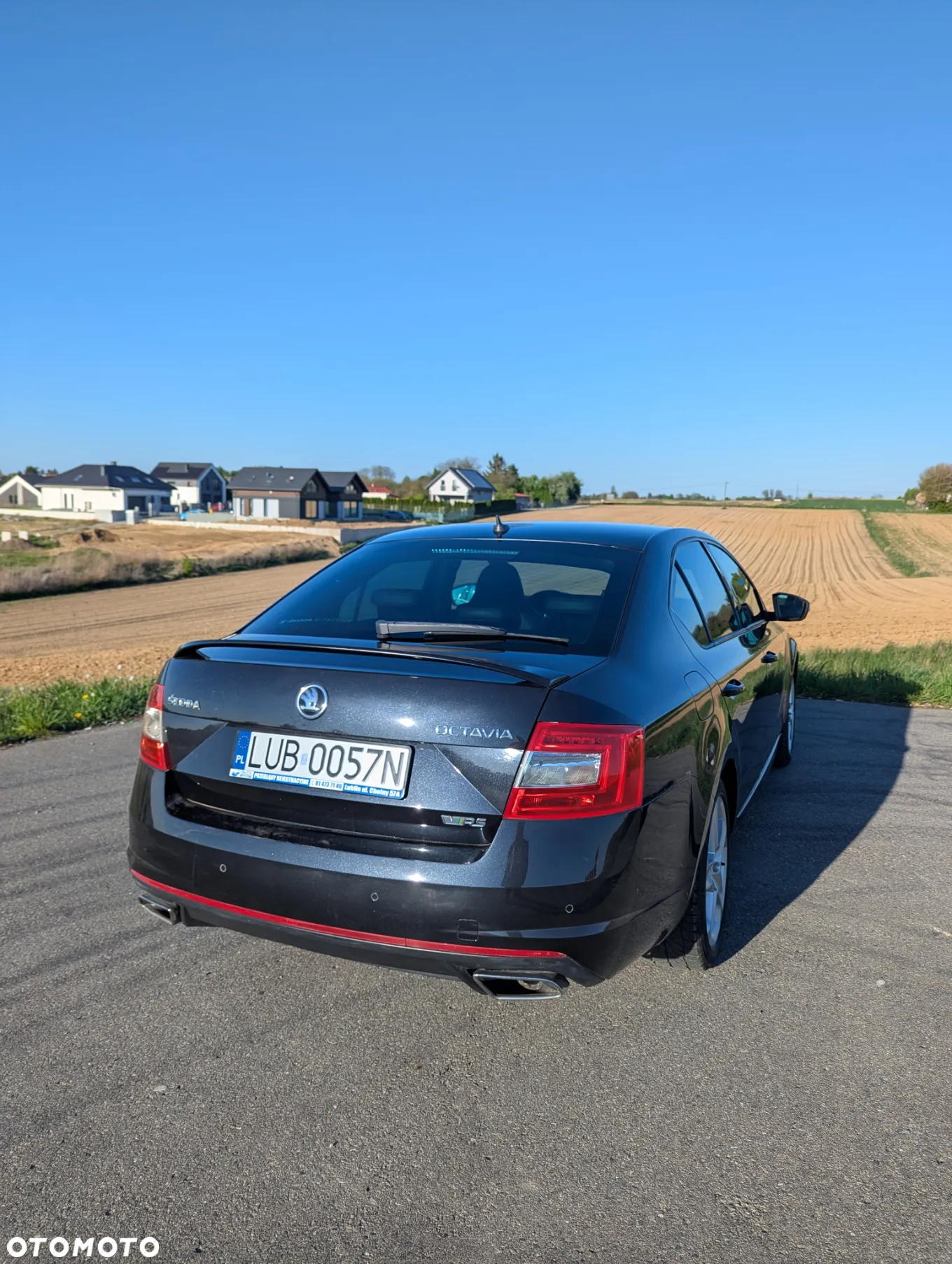 Skoda Octavia 2.0 TSI RS - 16