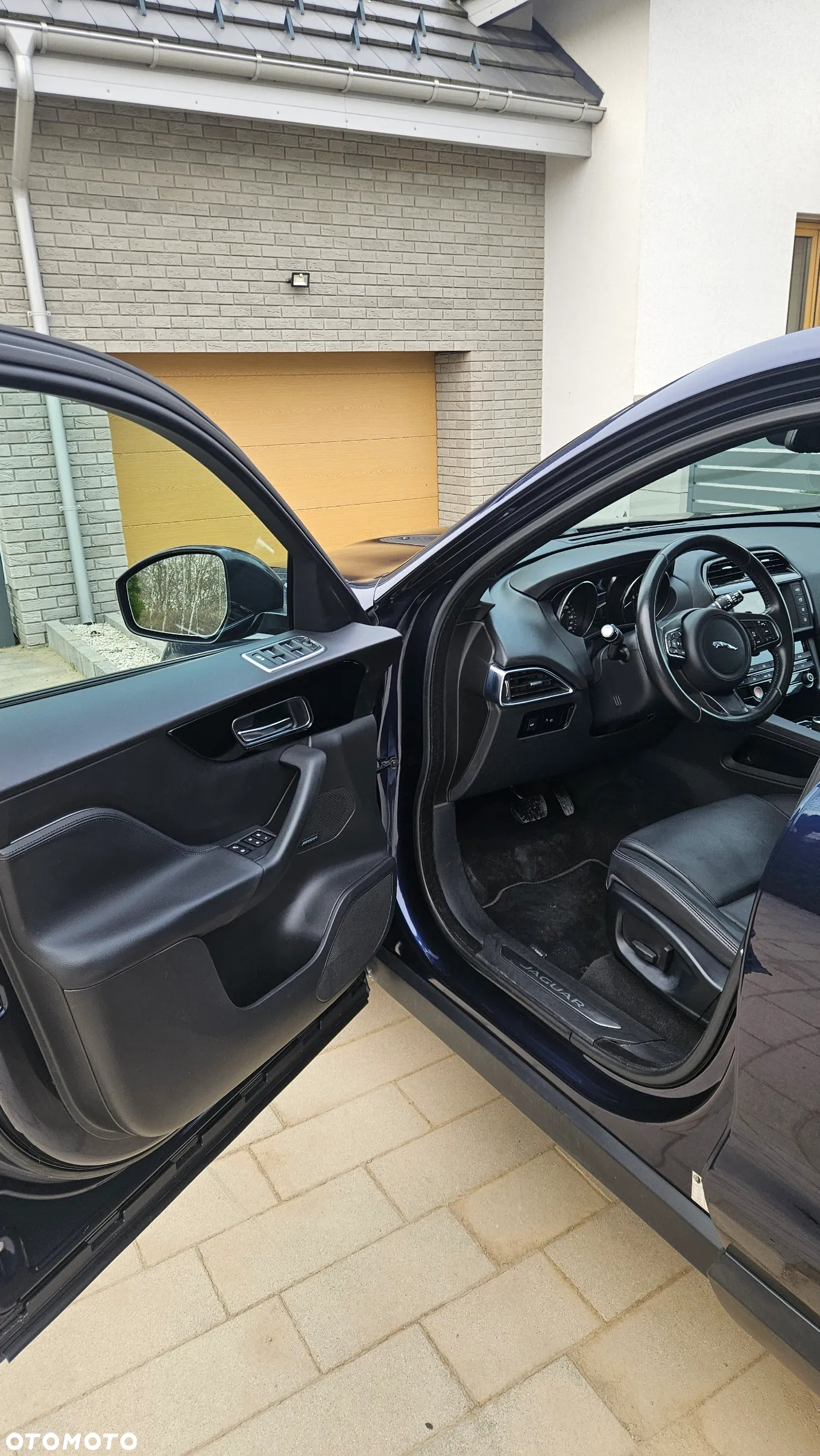 Jaguar F-Pace 3.0 V6 AWD Portfolio - 18
