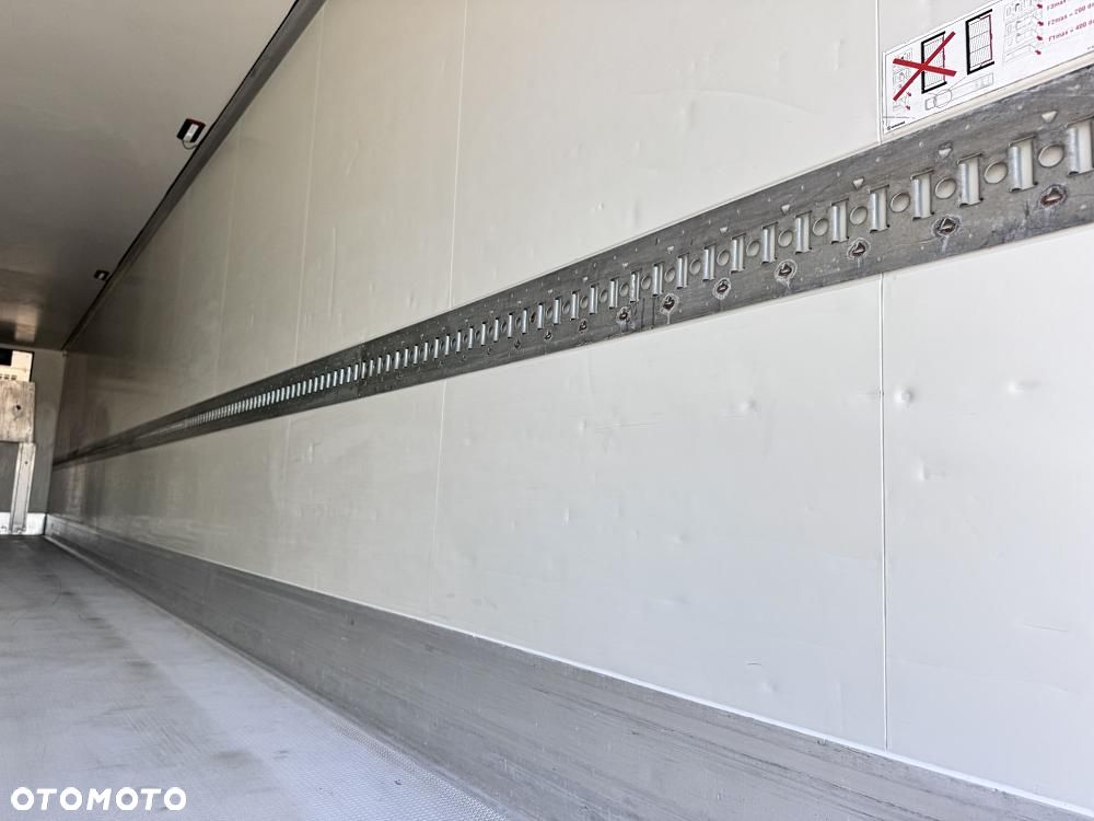 Krone BAR - paletstop / CARRIER Vector 1550 - 15