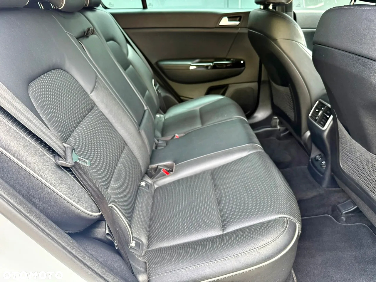 Kia Sportage 1.6 T-GDI AWD DCT GT LINE - 20