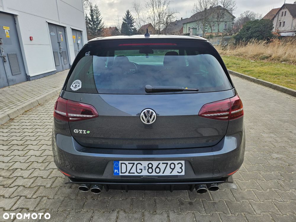 Volkswagen Golf GTI Performance BlueMotion Technology - 15