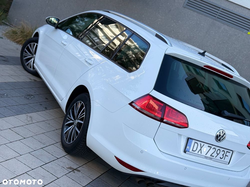 Volkswagen Golf - 34