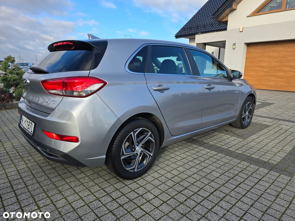 Hyundai i30 1.5 DPI Smart - 5