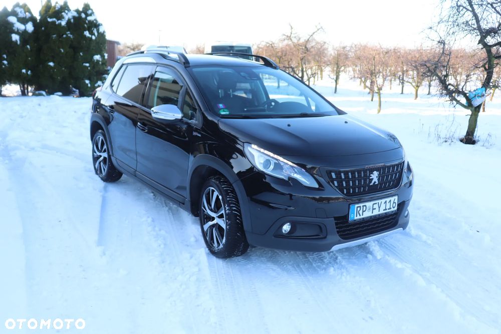 Peugeot 2008 PureTech 130 EAT8 GT Exclusive - 25