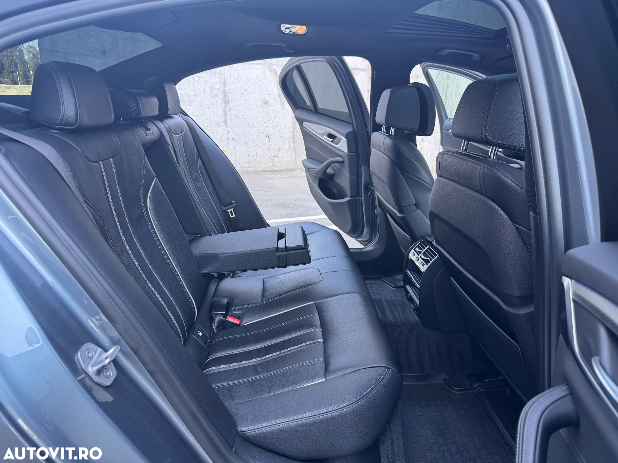 BMW Seria 5 530d xDrive Aut. - 15