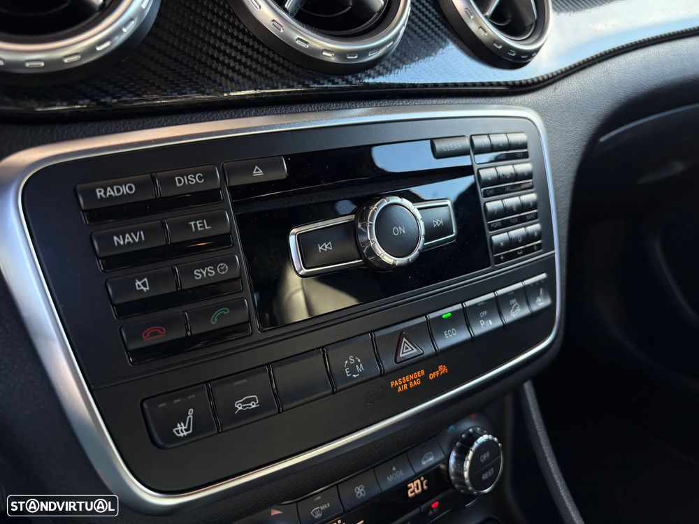 Mercedes-Benz GLA 220 CDi Urban 4-Matic - 19