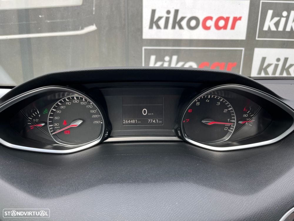 Peugeot 308 SW 1.2 PureTech Allure - 25