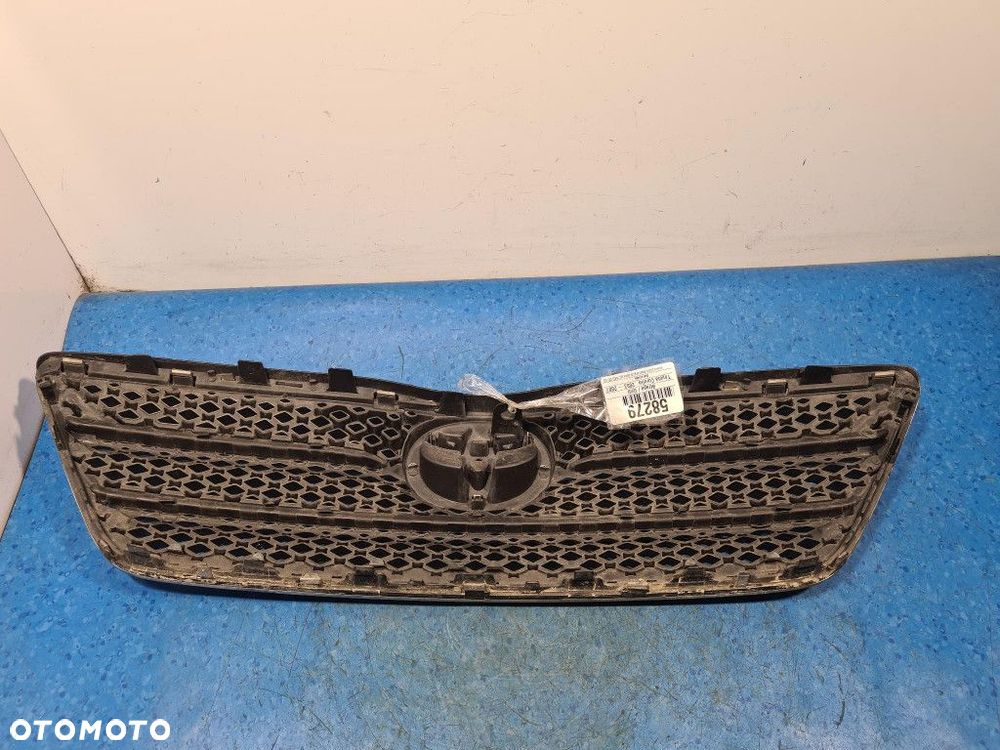 TOYOTA COROLLA  E12 ATRAPA / GRILL - 7