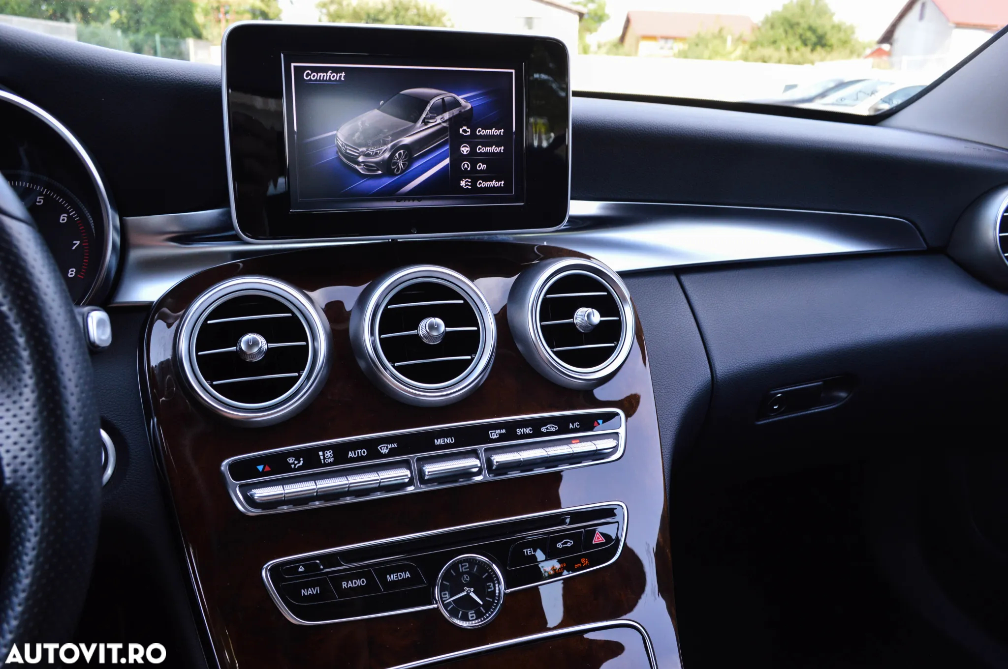 Mercedes-Benz C 180 (BlueEFFICIENCY) 7G-TRONIC Avantgarde - 23