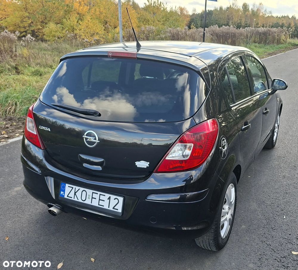 Opel Corsa 1.4 16V Satellite - 3