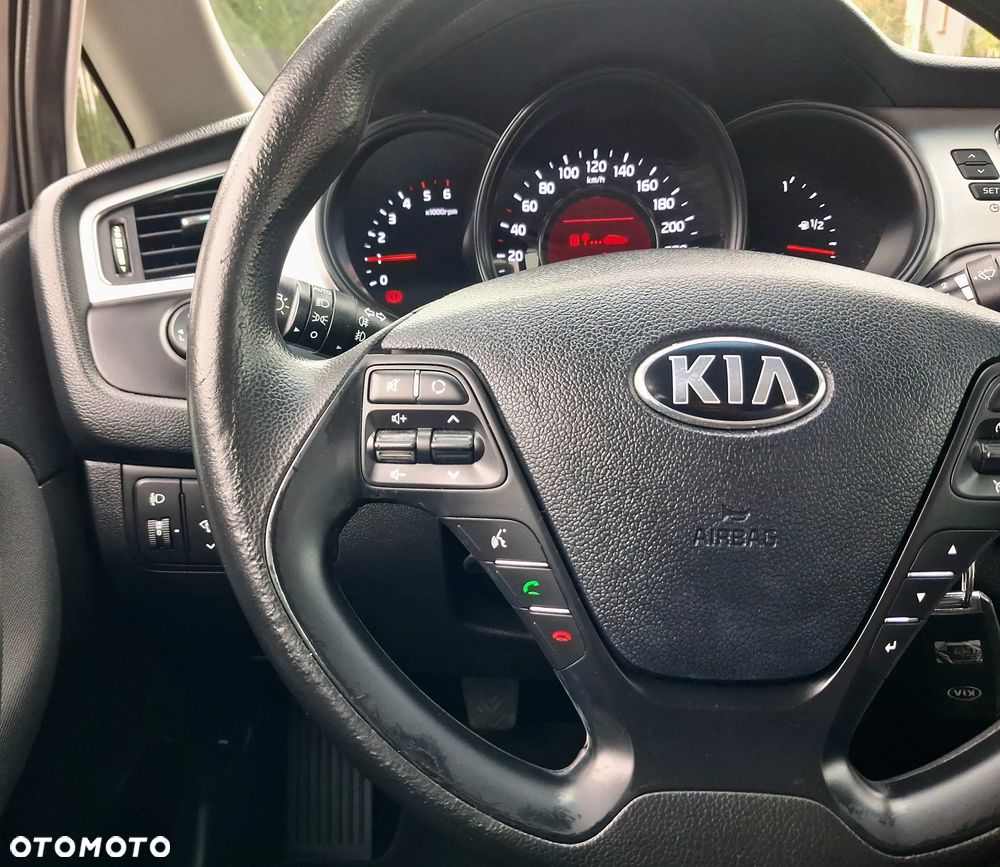 Kia Ceed - 18