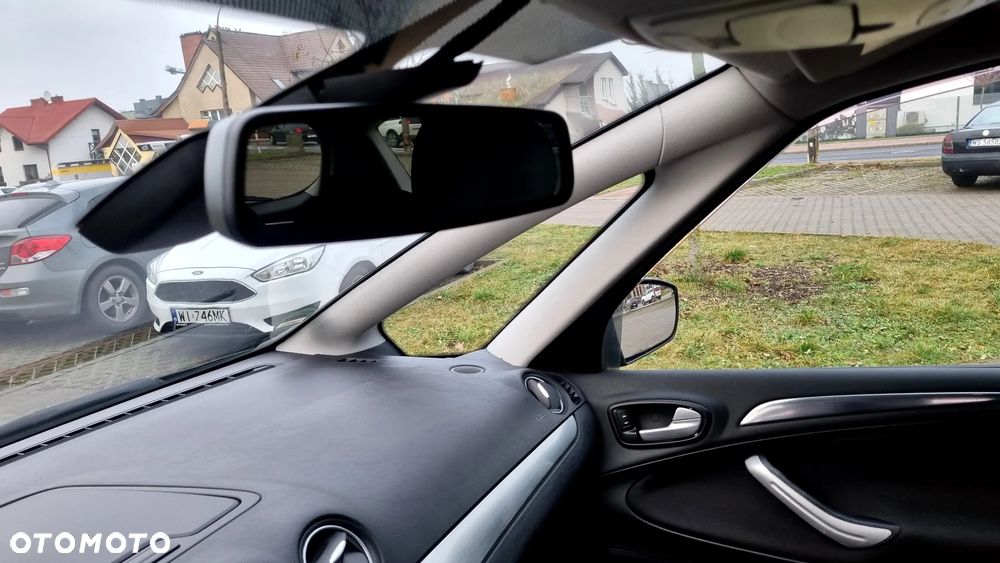 Ford S-Max 2.0 TDCi DPF Titanium - 36