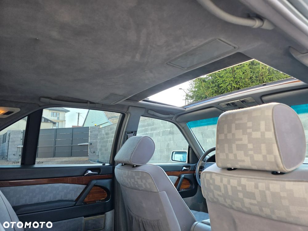 Mercedes-Benz Klasa S - 31