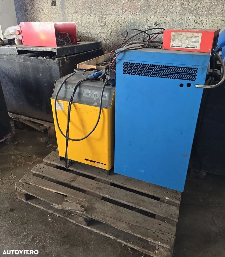 Statie incarcare Stivuitor / Transpalet electric - 7