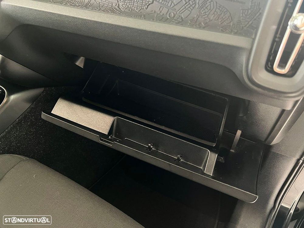 Volvo XC 40 2.0 D3 Momentum - 20