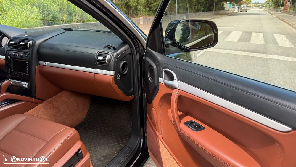 Porsche Cayenne S Tiptronic - 20