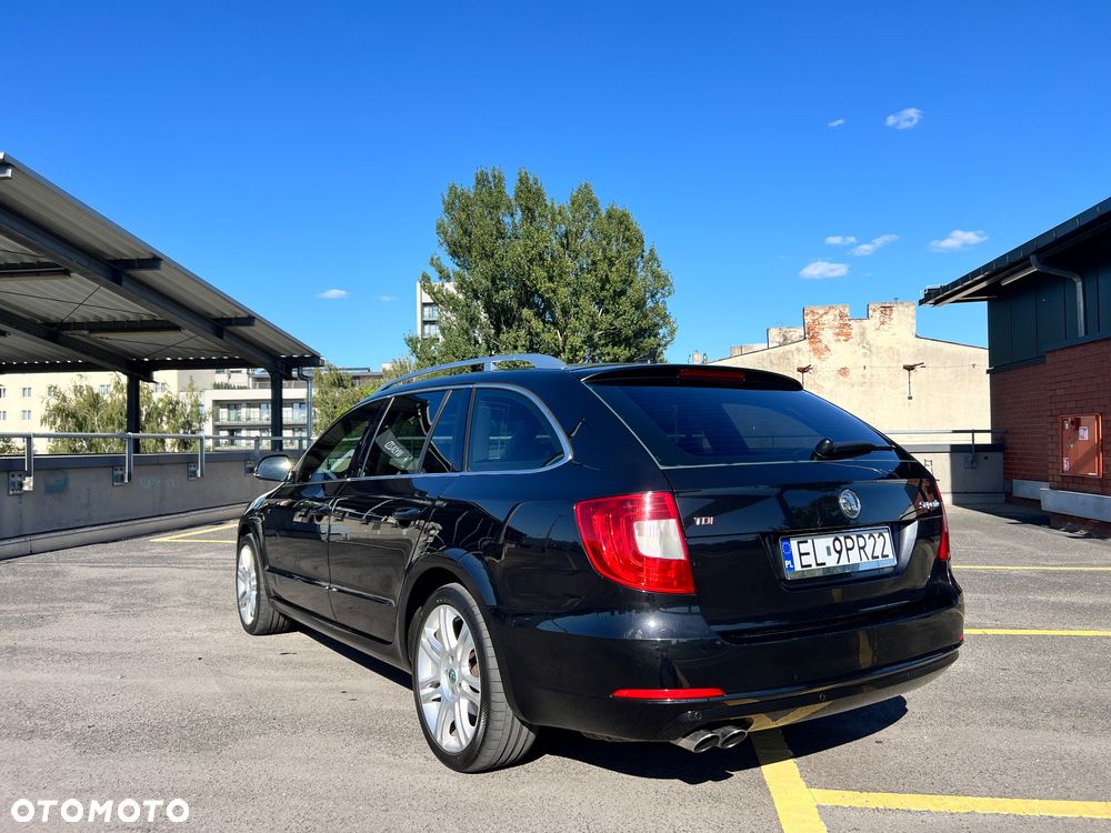 Skoda Superb 2.0 TDI Elegance DSG - 3